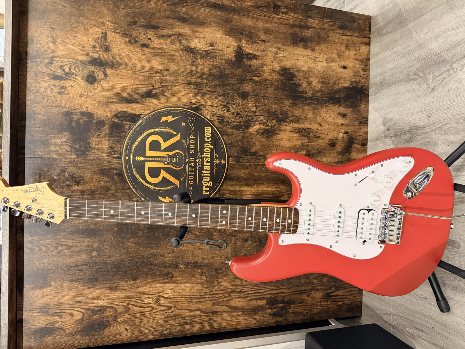 Squier Stratocaster Debut Dakota Red Satin