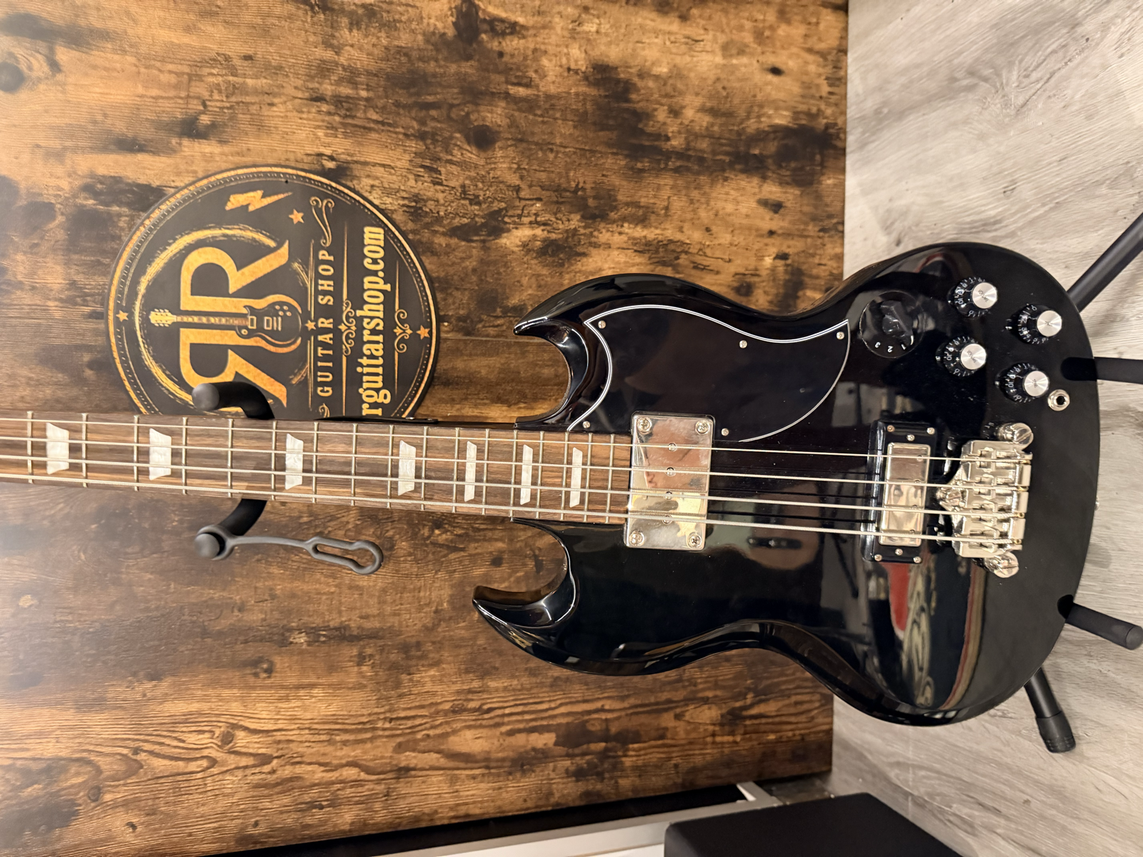 Baixo Epiphone EB-3